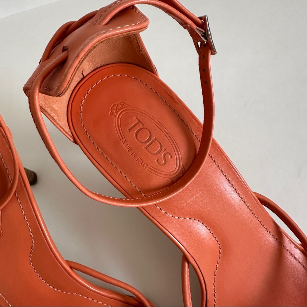 Tod's Orange Strappy Ankle-Wrap Sandals - Picture 3 of 7